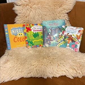 Usborne + Kane Miller Children's Baby Board Book | slide and see, Snow White